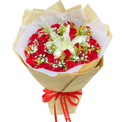 齐齐哈尔19朵红玫瑰1支百合，永恒之美